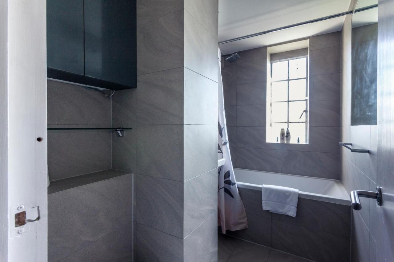 Amanah Properties - Luxury 2 Bed Chelsea Cloisters London Skyline Exterior foto