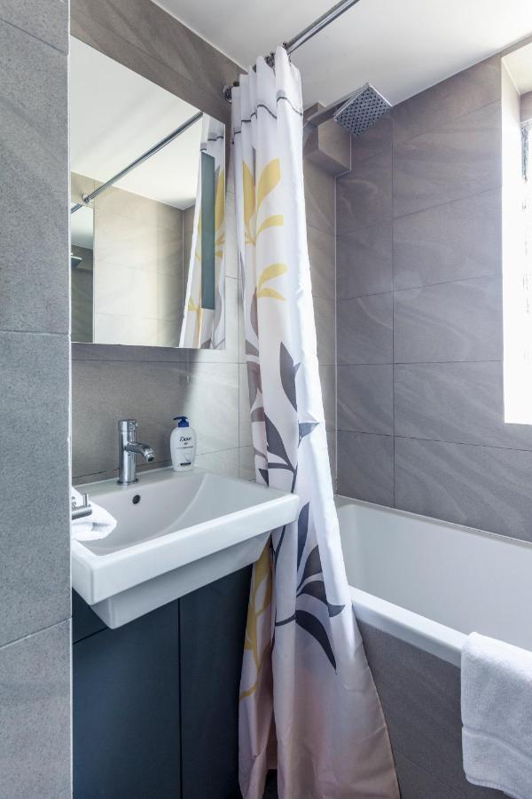 Amanah Properties - Luxury 2 Bed Chelsea Cloisters London Skyline Exterior foto